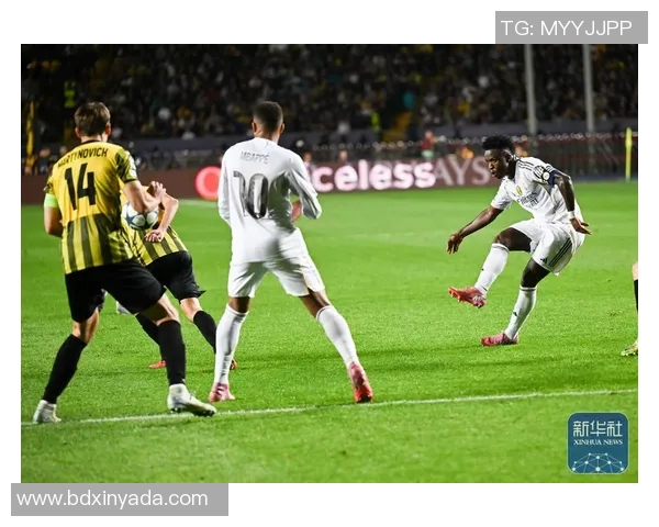 法兰克福逆袭欧冠强敌皇马切尔西成功晋级四强荣耀时刻