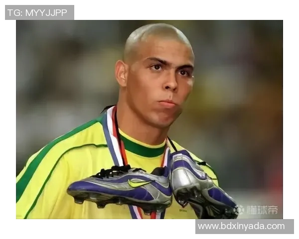 罗纳尔多与孔波斯特拉的巅峰对决解析与精彩瞬间回顾 罗纳尔多与孔波斯特拉的巅峰对决解析与精彩瞬间回顾