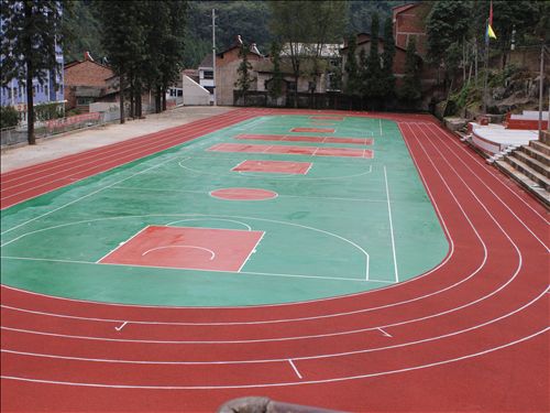 学校塑竞技宝官网胶跑道